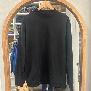 Zara Women’s Classic Black Sweatshirt
